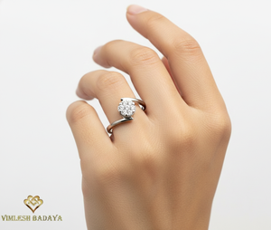 Élégante bague en or blanc massif 10K 14K avec diamant de laboratoire serti en illusion, bague bypass, cadeau d'anniversaire, bague à 7 pierres de diamant - Product Image 4