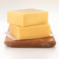 Cheddar de qualité supérieure, affiné de 6 à 12 mois, pour la cuisine gastronomique et les plateaux de fromages