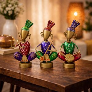 Ensemble de 3 figurines de musiciens du Rajasthan en métal faites à la main, décoratives et colorées, pour la maison, cadeau culturel - Product Image 2