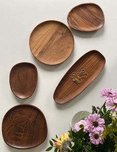 Premium Handmade Polished Wooden Charger Plate Stand Featuring Japanese Acacia Mango Wood Beautiful Epoxy Resin Emerald Artwork - Product Image 4