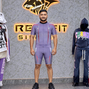 Maillot de Ciclismo Profesional para Hombre con Pantalones Cortos Acolchados, Tejido de Secado Rápido, Ajuste Ligero para Ciclismo de Carretera y Entrenamiento de Resistencia - Product Image 1