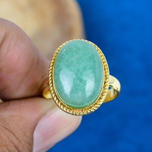 Bague en pierre précieuse aventurine verte naturelle de forme ovale, faite à la main, plaquée or 18 carats sur argent sterling 925 - Product Image 2