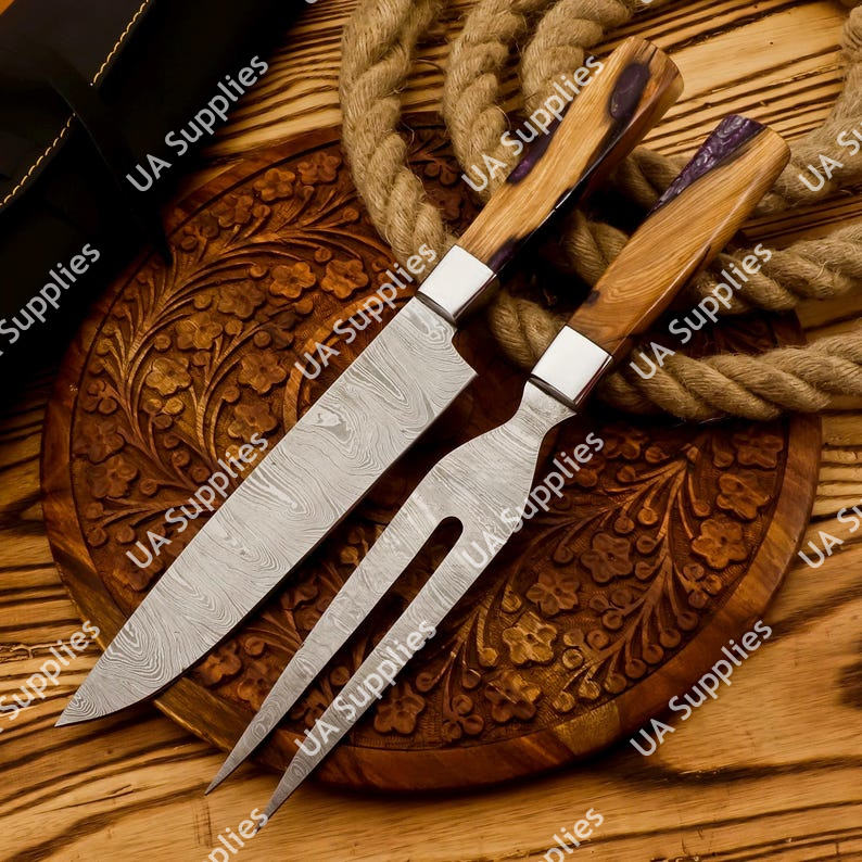 ไม้โอลีฟและสีม่วง