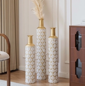 Ensemble de 3 grands vases en métal pour le sol - Bouteilles décoratives à motif de feuilles dorées et blanches pour le salon, l'entrée, la décoration moderne de la maison - Product Image 1
