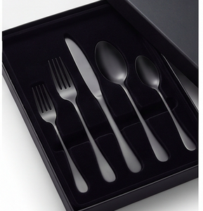 Juego de Cubiertos Minimalistas en Negro Mate, Cuchillo, Tenedor y Cuchara de Acero Inoxidable, Aptos para Lavavajillas, Cubiertos para Boda - Product Image 6