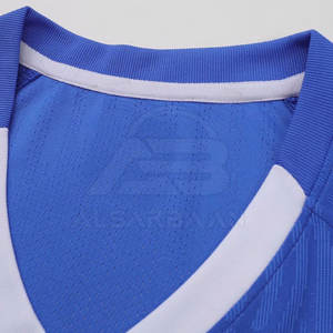 Uniforme de fútbol al por mayor, conjunto personalizado en tallas y colores, uniforme de fútbol con logo personalizado para entrenamiento. - Product Image 2