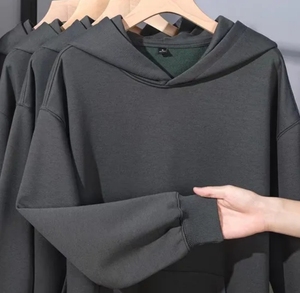 Sudadera con Capucha Premium para Streetwear con Marca Personalizada para Diseñadores de Ropa y Tiendas de Moda - Product Image 5