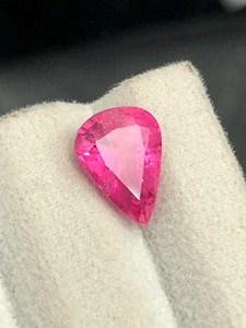 Tourmaline Rubellite Rose Coupe Poire, Lumière Rose Vif, Pierre Précieuse Naturelle Facettée en Vrac pour Bijoux, Qualité Exceptionnelle, Grade Rare, Certifiée par un tiers - Product Image 6