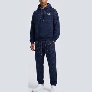 Conjunto Deportivo de Dos Piezas con Pedrería para Hombre, Transpirable, para Invierno, Hecho en Pakistán, con Sudadera con Capucha y Bolsillos Laterales - Product Image 2