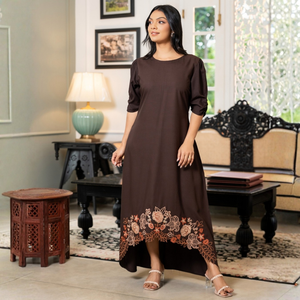 เดรสยาวผ้าเรยอนลายดอกไม้ปักลายสวยหรู - Product Image 4