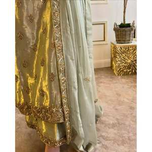 Conjunto de Top y Pantalón de Fiesta para Mujer con Dupatta - Product Image 2