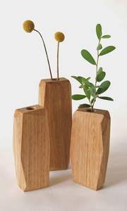 Vase à fleurs en bois de grande qualité à prix raisonnable pour la décoration du grand hall d'entrée, avec une tonalité bois riche et une finition haut de gamme. - Product Image 3