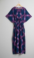 Robe Kaftan Maxi Bohème en Coton Tie-Dye Lavable et Respirante, Faite sur Mesure, Écologique, Col en V, Cordon de Serrage Contrastant pour Boutique