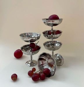 Ensemble de coupes à dessert sur piédestal en acier inoxydable argenté, coupes à glace à pied bas, vaisselle décorative moderne pour la maison - Product Image 5