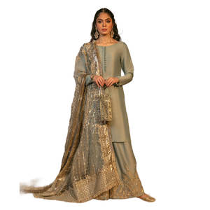 Robe de mariée de créateur pakistanais, tenue de mariée, ensembles Gharara, robe Sharara, Gharara en mousseline, best-seller 2025 - Product Image 1