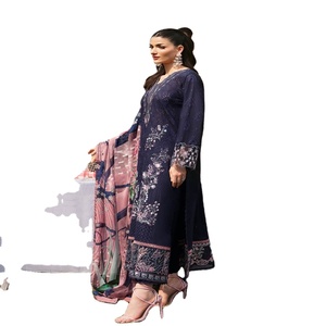 Robes Panjabi pakistanaises brodées sur la pelouse pour femmes sur la pelouse Costumes trois pièces Designers pakistanais par Ramsha Vol ANDAAZ-9 - Product Image 1