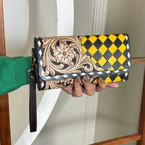 Cartera Larga de Cuero Genuino con Diseño Floral Occidental y Patrón a Cuadros, Hecha a Mano y de Lujo, con Monedero y Bolsillo para Monedas para Mujer - Product Image 4