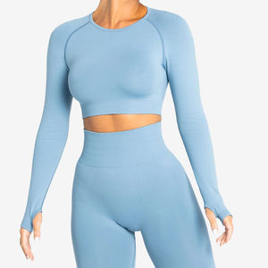 Vente en gros 20256 Ensemble de yoga pour femmes sur mesure OEM avec tissu de haute qualité, design personnalisé et impression de logo, ensemble de yoga à séchage rapide - Product Image 3