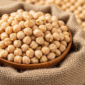 Garbanzos enteros crudos, limpios y clasificados por tamaño, con embalaje a granel para procesamiento de alimentos y pedidos al por mayor hoy mismo. - Product Image 4