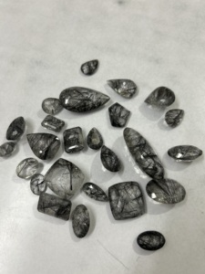 Quartz rutilé noir naturel de qualité AAA pierre précieuse de haute qualité à facettes coupe brillante bijoux de taille personnalisée en vrac troisième partie - Product Image 4