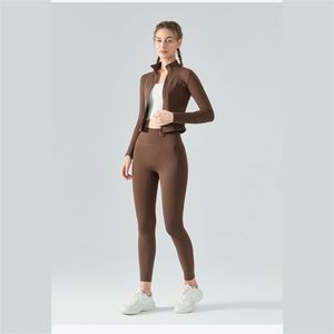 Veste de yoga pour femme de qualité supérieure, haut de fitness à séchage rapide, sweat à capuche léger pour la course, vêtements de sport pour la gym - Product Image 6