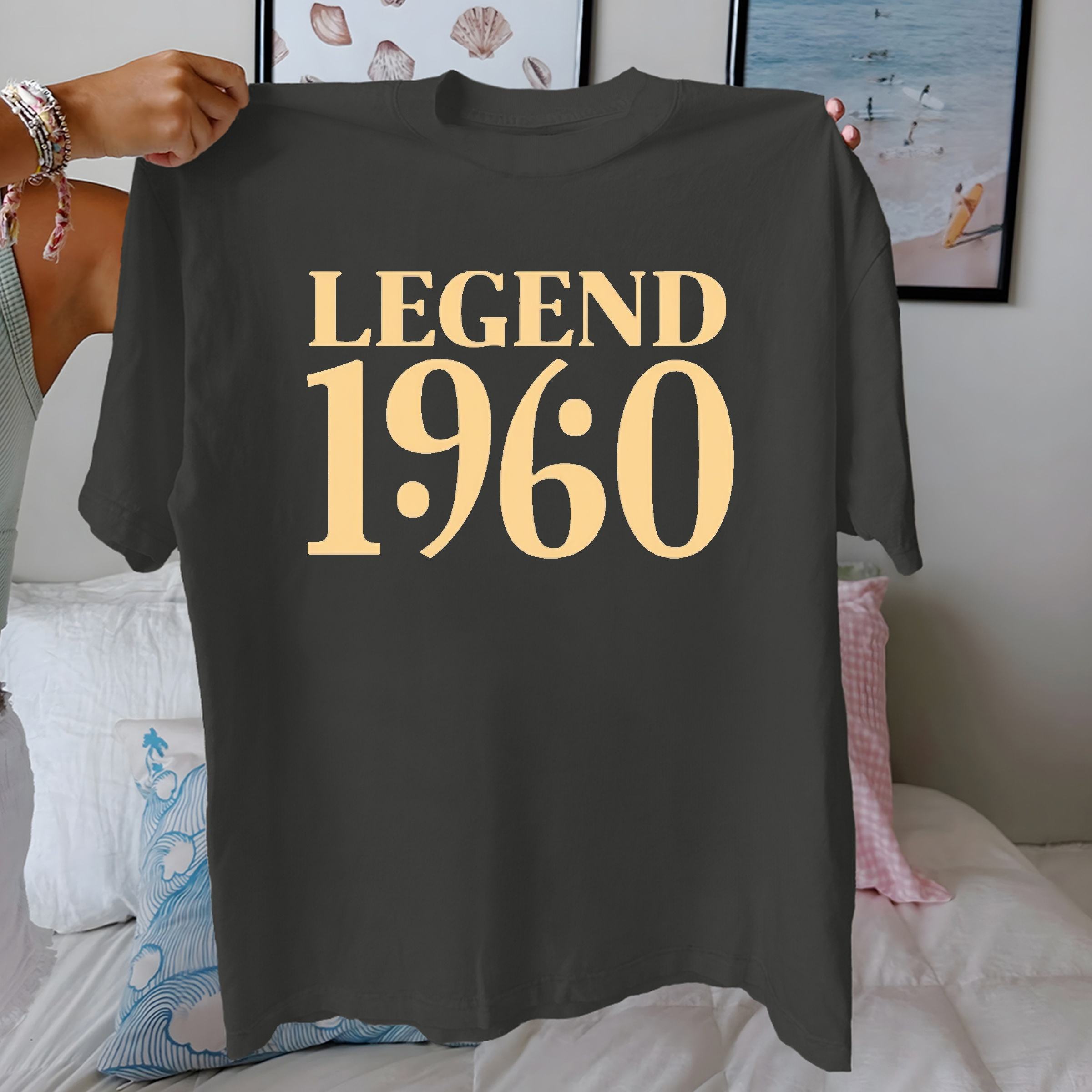 สีเทาเข้ม