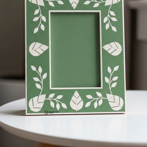 Modern Green Photo <b>Frame</b> Stylish Decorative Home Accessory - Product Image 4