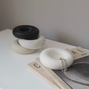 Porte-bougie en béton fait main TCE Premium pour la décoration de la maison, centre de table, hôtel, restaurant, cadeau et aménagement intérieur - Product Image 1