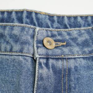 Jean en denim délavé et déchiré pour homme, taille haute, coupe ample, jambe large, couleur unie, en coton, avec détails troués - Product Image 4