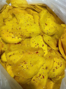 Tranches de mangue séchées |   Vente en gros de produits en marque privée, sacs en vrac de 7 kg et sacs de vente au détail de 250 g - Product Image 3