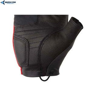ถุงมือครึ่งนิ้วไดเซน สตาร์สีแดงสีดำ ความยาวข้อมือ PU ทนทาน กีฬา ลำลอง - Product Image 5