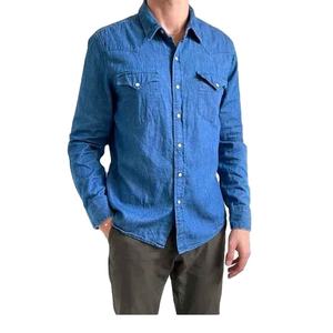 เสื้อเชิ้ตยีนส์ทรงหลวมสไตล์วินเทจลำลองสำหรับผู้ชาย ไซส์ผู้ใหญ่ ติดกระดุม เหมาะสำหรับฤดูร้อน - Product Image 2