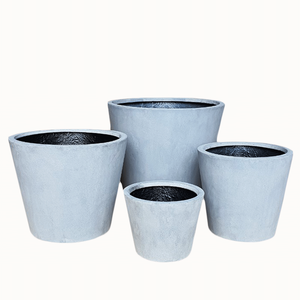 AURORA POTS Ensemble de pots à fleurs modernes minimalistes en polystone noir, jardinières d'extérieur, design écologique et durable, trou de drainage - Product Image 3