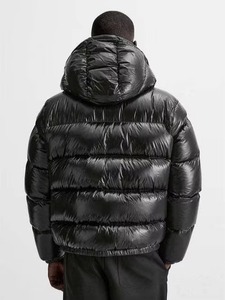 Veste matelassée à capuche pour homme, couleur unie, imperméable, coupe-vent, fermeture éclair, vêtement d'hiver décontracté, coupe régulière, matière PU - Product Image 3