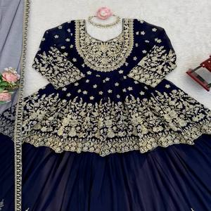 Conjunto de Lehenga VASTRA COTTAGE en Georgette con Lentejuelas y Bordados, Top de Diseñador, Lehenga y Dupatta Cosidos, para Bodas y Fiestas - Product Image 3