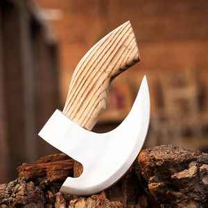 Cuchillo para Pizza Vikingo de Acero al Carbono de Grado Industrial Hecho a Mano con Funda de Cuero Fino Forjado a Mano - Product Image 3