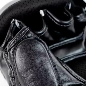 Guantes de MMA de Cuero de Alta Calidad con Logotipo Personalizado, Equipo de Entrenamiento y Sparring con Absorción de Impactos, Cierre de Gancho y Bucle para Muñeca - Product Image 3