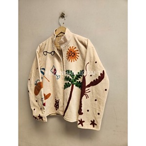 Chaqueta de terciopelo hecha a mano con diseño de bordado floral, forro de algodón Suzani, abrigo unisex de secado rápido. - Product Image 3