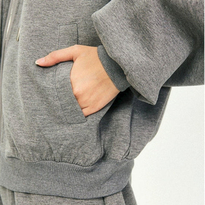 Conjunto Deportivo 2 en 1 para Mujer, Color Gris Sólido, con Capucha, Ecológico, Manga Larga, Cintura Elástica, Ropa Casual de Invierno, Transpirable, Poliéster, Corte Regular - Product Image 6