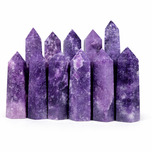 Chakralume – Pointe de cristal de Lepidolite violette naturelle, baguette de guérison pour le Reiki, la méditation, la décoration religieuse et professionnelle, vente en gros - Product Image 1