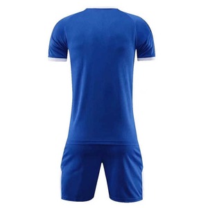 เสื้อฟุตบอลคุณภาพสูง 100% โพลีเอสเตอร์ ชุดทีมฟุตบอล เลือกไซส์ผู้ชายและเด็ก - Product Image 5