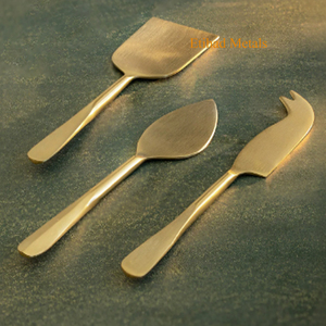 Ensemble de 3 couteaux à fromage en laiton antique martelé, couteaux à fromage en acier inoxydable, finition champagne doré mat - Product Image 1