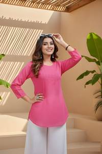Tunique courte élégante rose en coton pour femme, style Kurti, avec broderie Aari, en coton Chanderi, longueur classique, col rond, manches trois quarts, prête à porter - Product Image 6