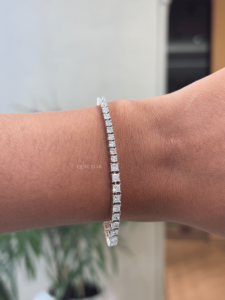 สร้อยข้อมือเพชรทรงกลมและทรงปรินเซสคัท 4.95 กะรัต ผลิตในห้องปฏิบัติการ ตัวเรือนทองคำแท้ VVS-VS EF ของขวัญวันครบรอบสำหรับเธอ - Product Image 1