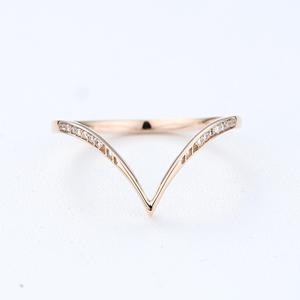 Anillo de Diamantes para Mujer, Corte Brillante Redondo, Banda con Engaste de Canal - Product Image 3