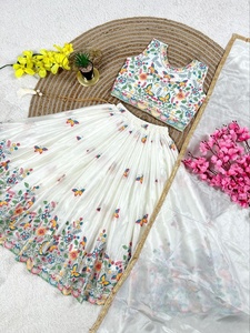 Ensemble de lehenga traditionnel indien pakistanais pour filles avec broderie florale et papillon pour enfants de 2 à 15 ans - Product Image 4