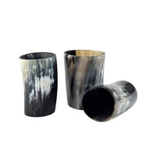 Ensemble de 5 tasses et soucoupes cylindriques rétro américaines vintage en corne, noir et crème, 200 ml, durables, écologiques, compatibles lave-vaisselle, faites à la main, pour fêtes - Product Image 2