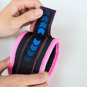 Sangle de cheville robuste pour machine à poulie, entraînement des jambes et des fessiers, accessoire de fitness réglable et rembourré avec anneau en D en acier - Product Image 3