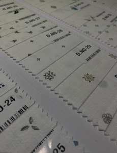 Tissu pour chemises imprimé 30 Max Royalty - Product Image 2