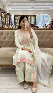 Conjunto de Salwar Kameez Elegante Bordado para Mujer con Dupatta, Traje Kurta Étnico Pakistaní para Fiestas y Eventos - Product Image 2